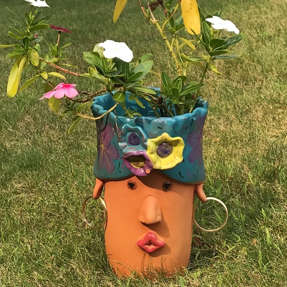 Meet your Poshmark Ambassador, Deb - Picture 5 of 16